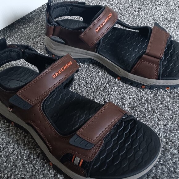 Sandals_&_Flip_Flops